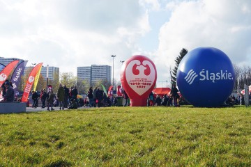 The Alpha balloon and the sphere balloon at the Silesian Stadium during the celebration of November 11