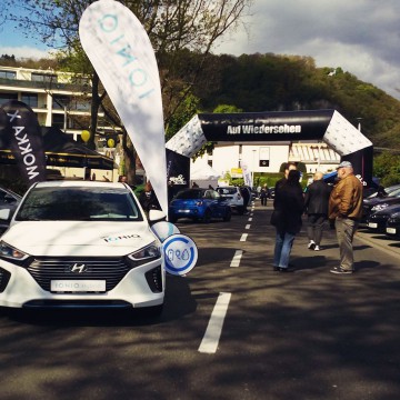 Rectangle advertising gate during an automotive event