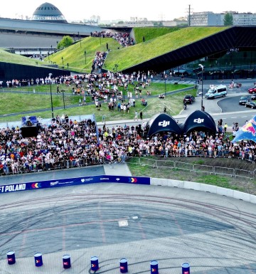 VENTO constant pressure tents (6x6) during Red Bull Park Car Drift.