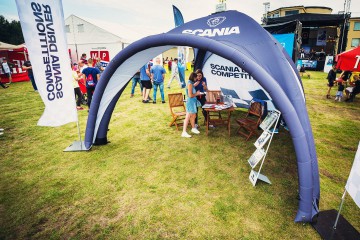 Scania promotional stand under the VENTO constant pressure tent with a roof