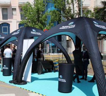 Inflatable VENTO table during the Adriatica Ionica Race